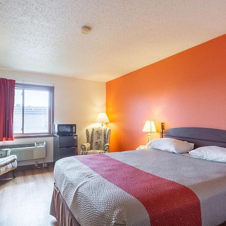 Motel 6-Saukville, Wi Экстерьер фото