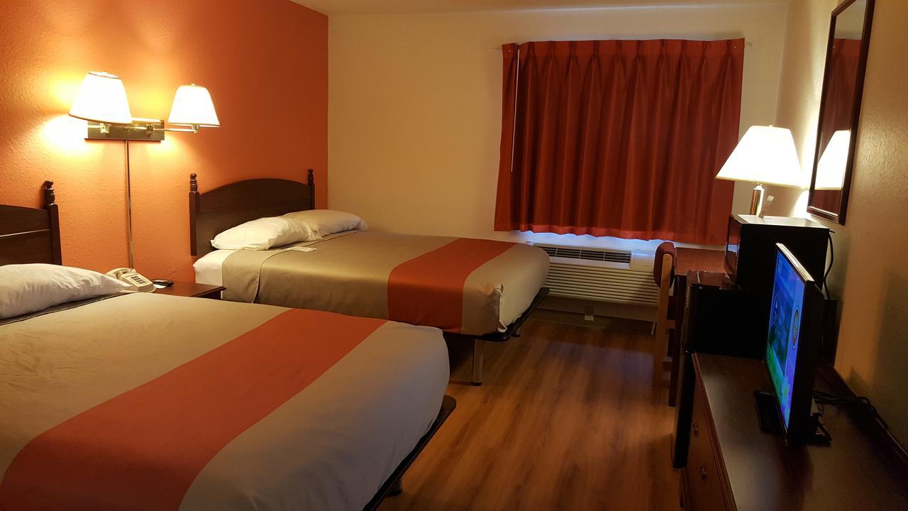 Motel 6-Saukville, Wi Экстерьер фото