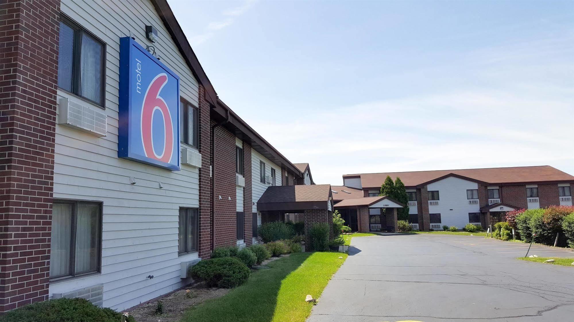 Motel 6-Saukville, Wi Экстерьер фото