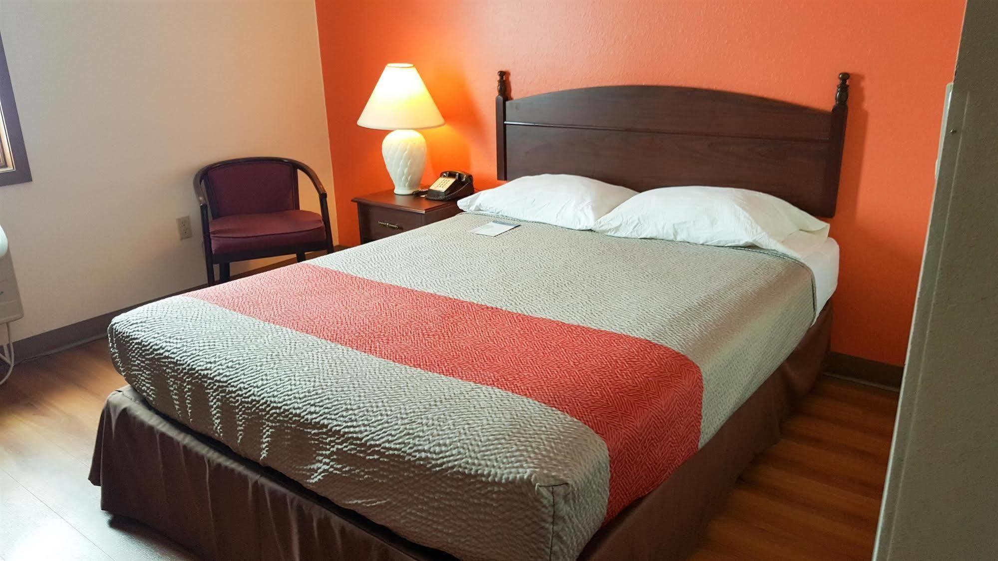 Motel 6-Saukville, Wi Экстерьер фото