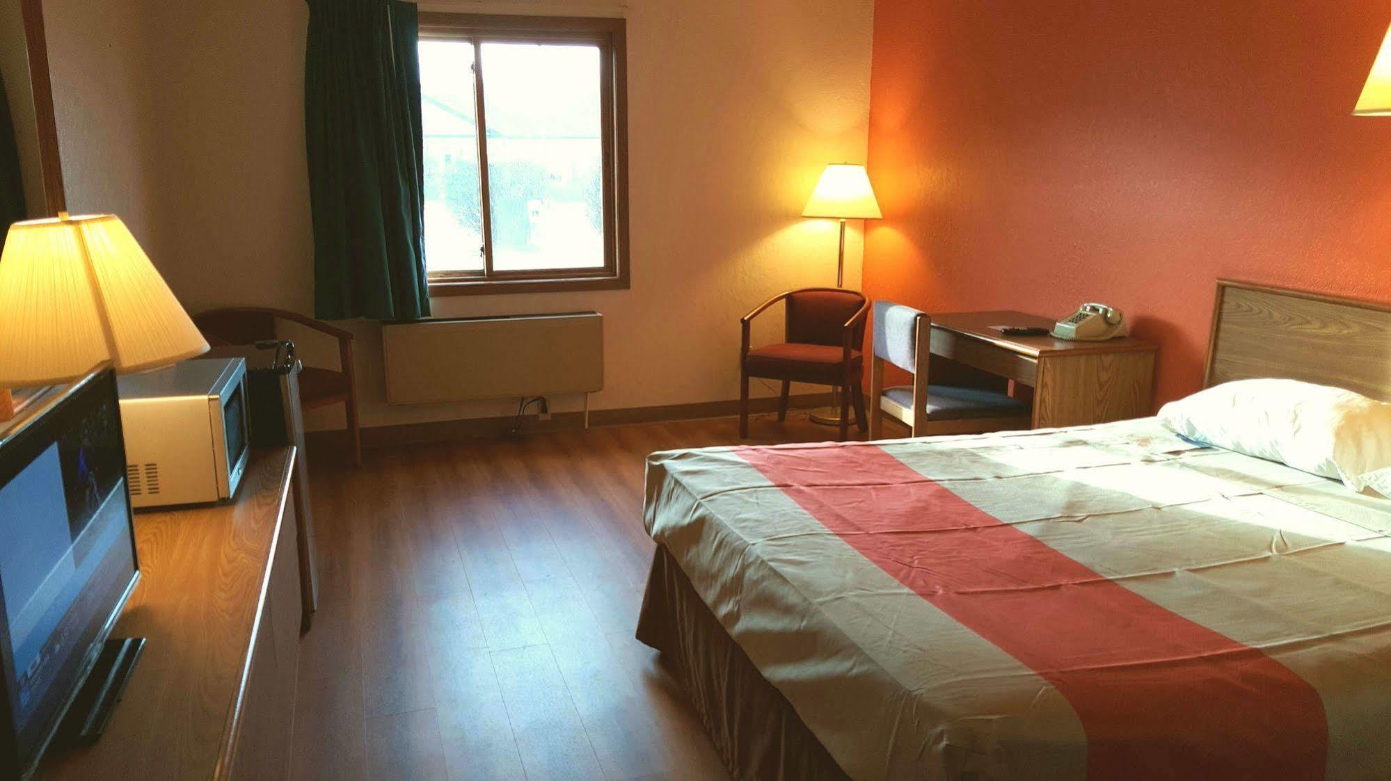 Motel 6-Saukville, Wi Экстерьер фото