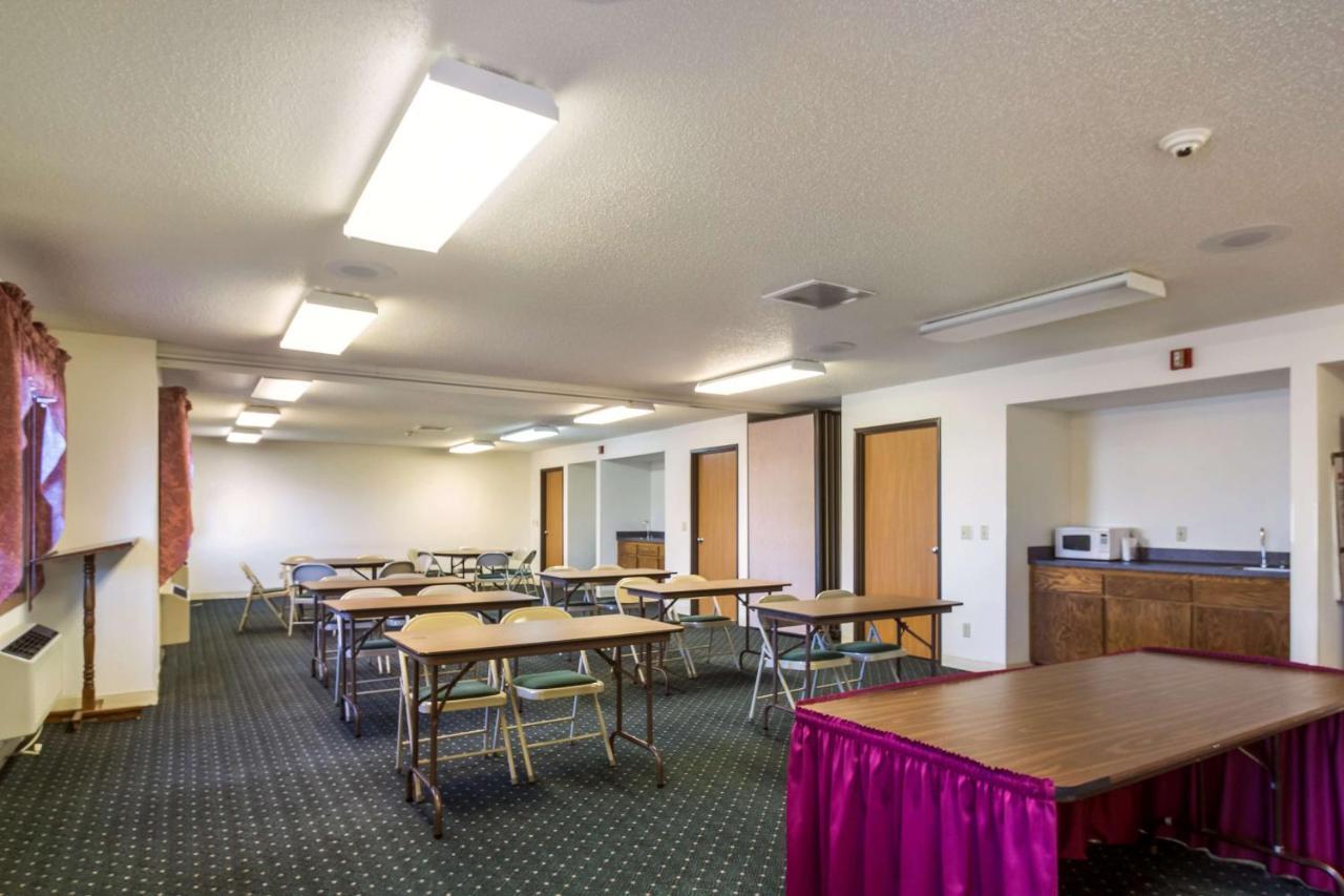 Motel 6-Saukville, Wi Экстерьер фото